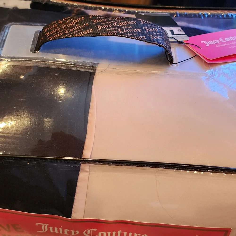 Juicy Couture Reversible 8 Piece King Size Designer Bed Set New